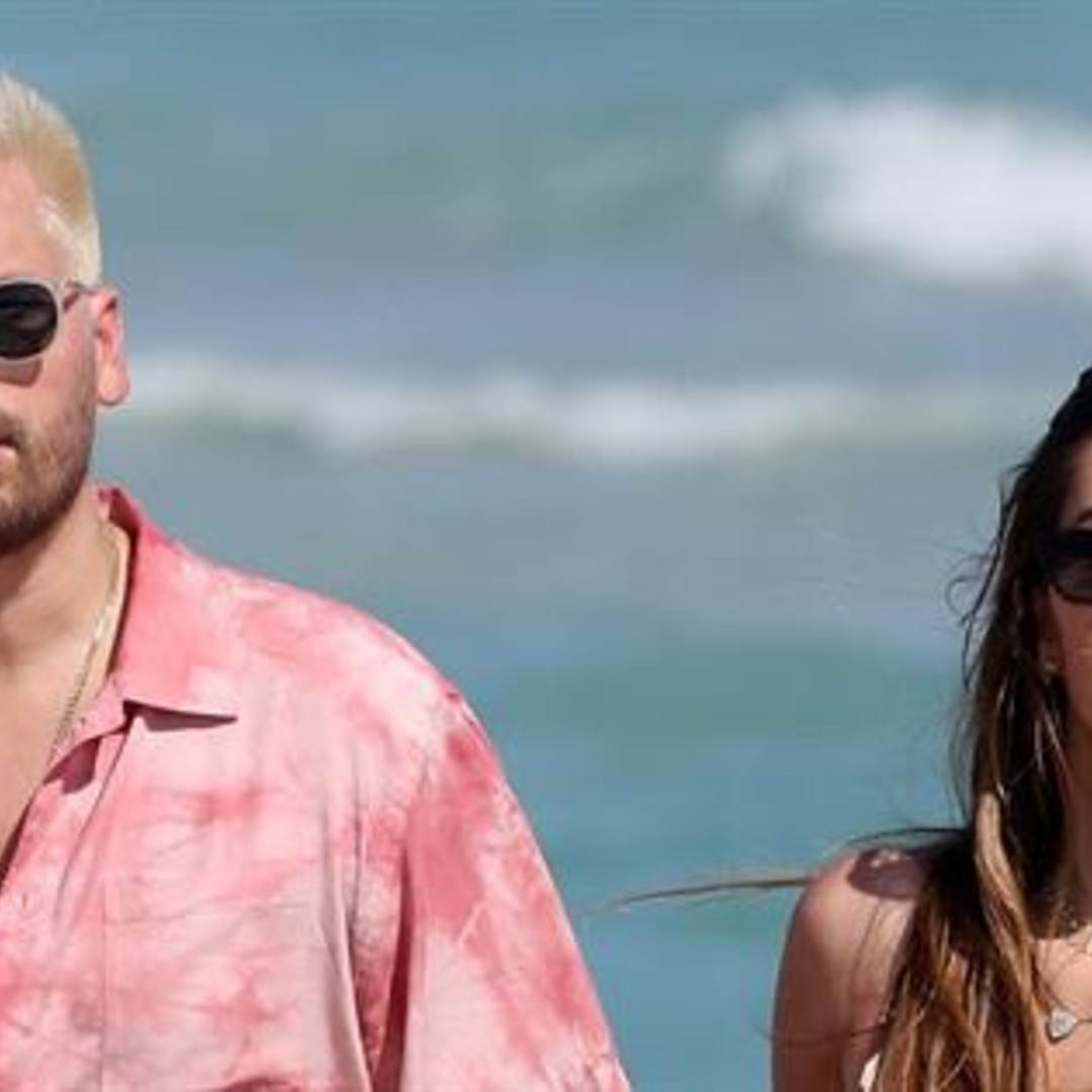 Scott Disick Debuts Platinum Blonde Hair in Miami With Amelia Hamlin